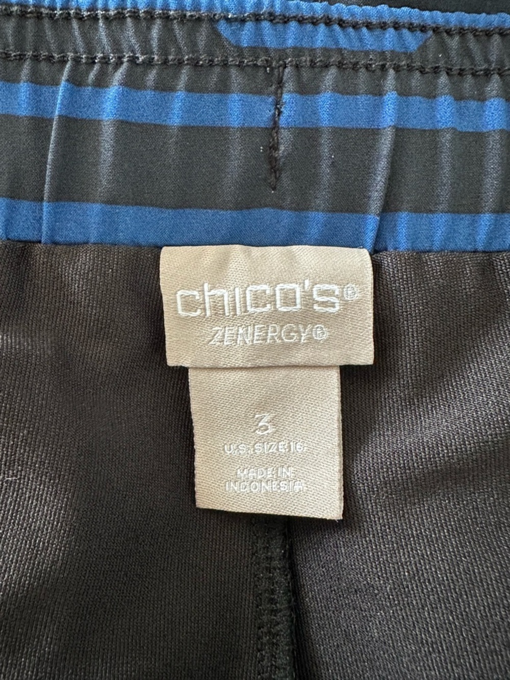 Chico’s Zenergy XL 16 Blue Black Athletic Skort Built-In Shorts Size 3 Pockets - Picture 4 of 6